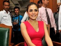 Dena Rachman Implan Payudara, Raffi dan Nagita Resmi Menikah