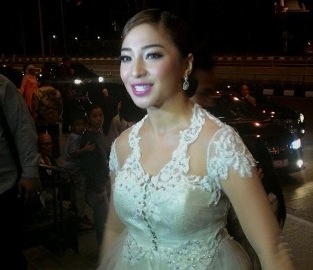 Gandeng Ibu ke Pernikahan, Nikita Willy Ngaku Belum Dapat Pacar