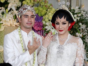 Cerita Heboh Para Artis Soal Resepsi Raffi Ahmad dan Nagita Slavina