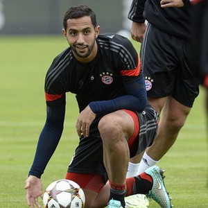 Kembali ke Olimpico, Benatia Siap Disoraki Suporter Roma