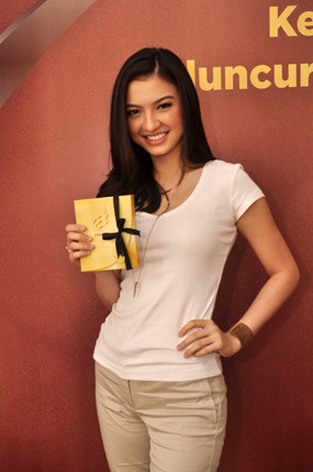 Dikabarkan Dekat dengan Chicco Jerikho, Ini Kata Raline Shah