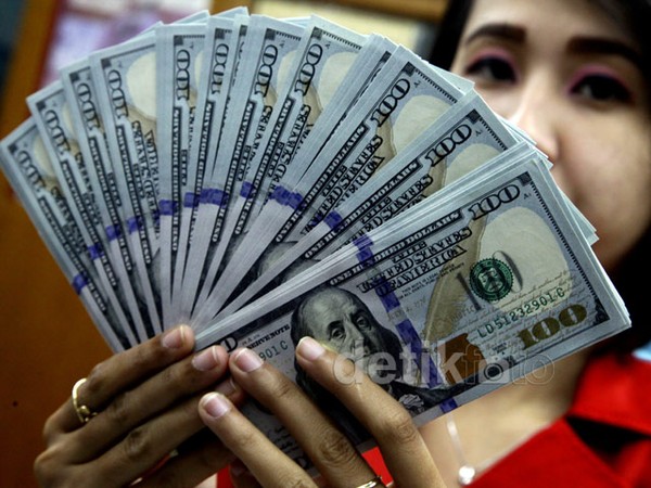 Euforia Jokowi Bikin Dolar AS Melempem