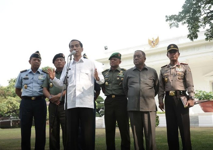 Saat Jokowi Mempersilakan Kapolri dan Panglima Berbicara