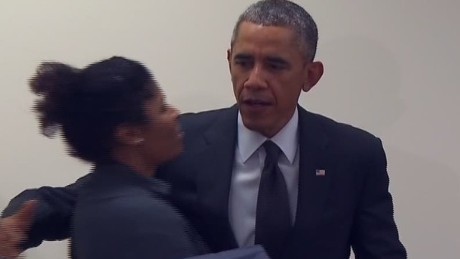 Pria Chicago kepada Obama: Mr President, Jangan Sentuh Pacar Saya!
