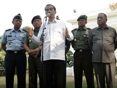 Jokowi Jumpa Pers Perdana di Istana Merdeka
