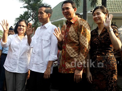 Ahok Antar Jokowi ke Istana