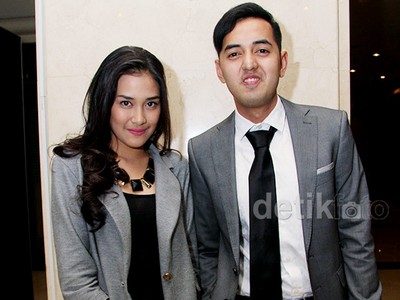 Aww, Kemal Palevi Tetap Mesra dengan Mantan Pacar
