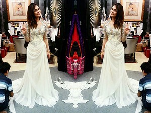 Mengintip Gaun Luna Maya untuk Resepsi Raffi-Nagita di Bali