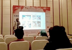 Di Tangan Nur, Limbah Kulit Kerang Jadi Perabot Cantik Bernilai Tinggi