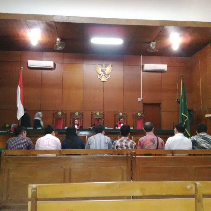 8 Terdakwa Tidak Ditahan, Sidang Judi Online Berlangsung Sangat Singkat