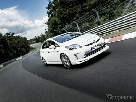 Mobil Hybrid Kian Moncer