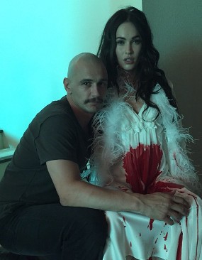 Hiii... Megan Fox Seram Berlumuran Darah