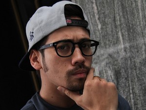 Tarra Budiman Tak Batal Nikah, Hanya Tertunda Saja