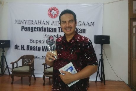 Demi Kulon Progo Bebas Rokok, Pak Bupati Rela PAD Disunat