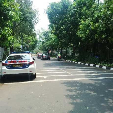 Hendropriyono dan Jimly Beriringan Tinggalkan Rumah Mega