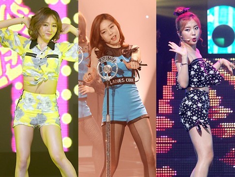 Keluar RS Pasca Kecelakaan, Tiga Member Ladies Code Pulang Kampung