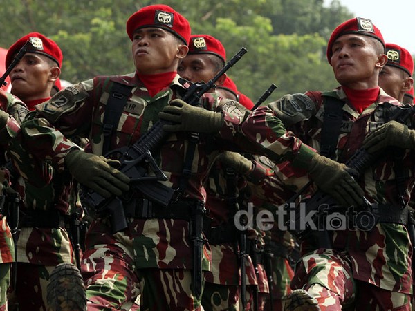 Sambut Danjen Baru, Kopassus Gelar Pasukan