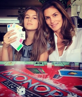 Cantiknya Kaia, Putri Bungsu Cindy Crawford