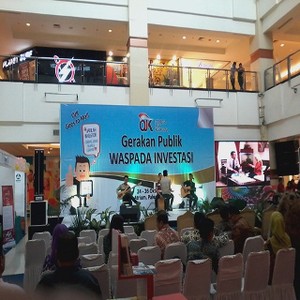 Di Palembang, OJK Ajak Pengunjung Mal Waspada Investasi Bodong