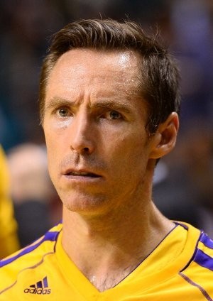 Cedera Punggung, Steve Nash Absen di Sepanjang Musim 2014-15