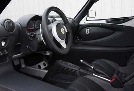 Lotus Kembangkan Exige S Transmisi Matik