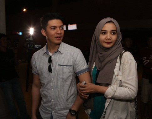 Zaskia Sungkar dan Irwansyah Hadiri Pernikahan Raffi-Nagita di Bali