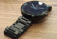 Google: Android Wear Bakal Dukung iOS