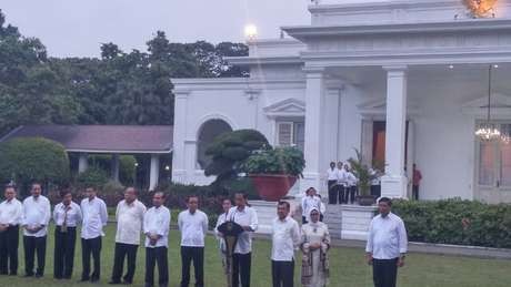 Apakah Gaji Menteri Jokowi Bakal Naik?