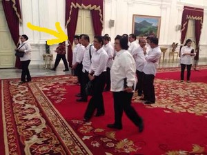 Prof Nila Moeloek, Menkes Baru yang Jadi Korban PHP 5 Tahun Lalu