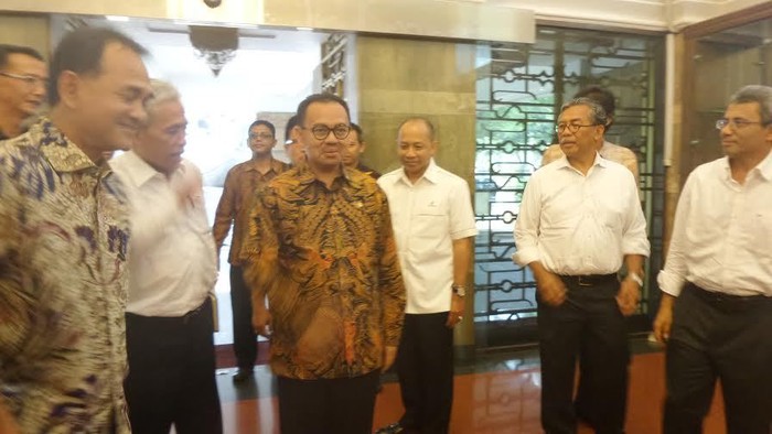 Ngantor Hari Pertama, Menteri ESDM Sudirman Said Langsung Cek Ruang Kerja