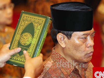 Jokowi Lantik Kabinet Kerja