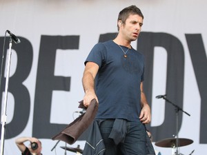 Beady Eye Bubar, Oasis Siap Reuni?