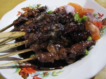 Enaknya Malam Ini Nyate Kambing yang Gurih Hangat