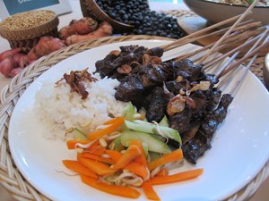 Enaknya Malam Ini Nyate Kambing yang Gurih Hangat