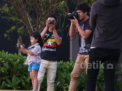 Jepret! Shafeea dan El Jadi Fotografer