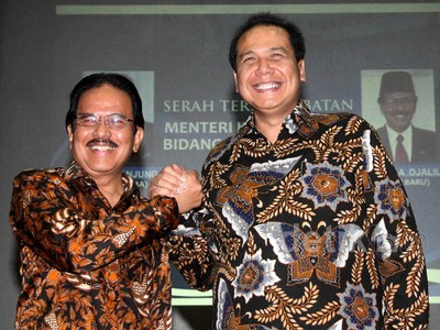 Sertijab Menko Perekonomian dari CT ke Sofyan Djalil