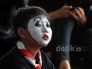 IKJ Gelar Parade Pantomim