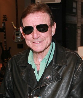 Musisi Siapkan Konser untuk Kenang Jack Bruce