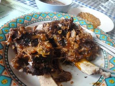 Slruup! Sedapnya Konro Bakar a la Makassar untuk Makan Siang