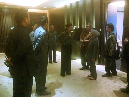 45 Menit Sidak Kantor Baru, Susi Pudjiastuti Langsung Gelar Rapat