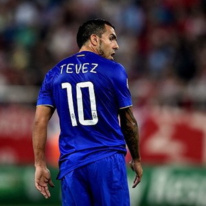 Allegri Mungkin Istirahatkan Tevez