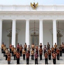 3 Aksi Seru Menteri Jokowi Saat Blusukan ke Lapangan