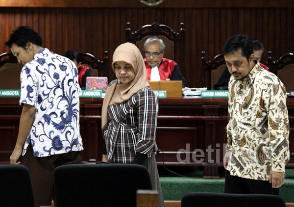 Tiga Orang Saksi Dihadirkan di Sidang Eks Warek UI