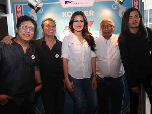 The Overtunes Hingga Tulus Beri Persembahan Untuk Guruh Soekarno Putra