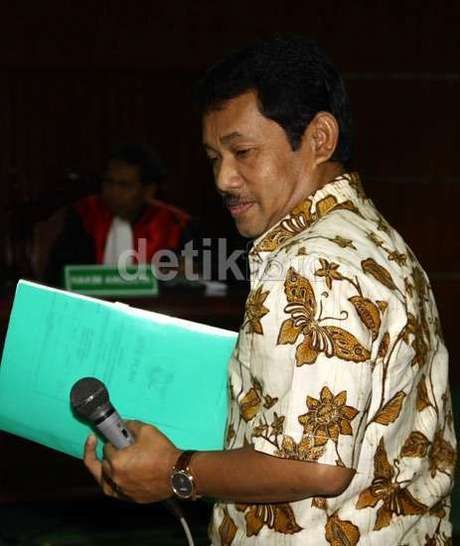 Rahmat Yasin Berharap Divonis Ringan