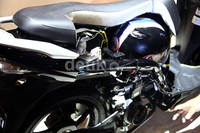 Banyak fitur yang ditawarkan Suzuki Address, di antaranya bagasi yang sangat besar.