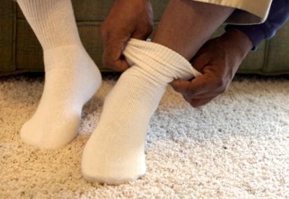 Gatal-gatal Setelah Pakai Kaus Kaki? Ini Penyebab dan Cara Mengatasinya
