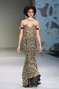 Barli Asmara Royal Javanese. Bazaar Fashion Festival 2014 at Jakarta Convention Center. Jakarta. [Foto: Mohammad Abduh/Wolipop]