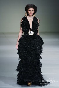 Barli Asmara Royal Javanese. Bazaar Fashion Festival 2014 at Jakarta Convention Center. Jakarta. [Foto: Mohammad Abduh/Wolipop]