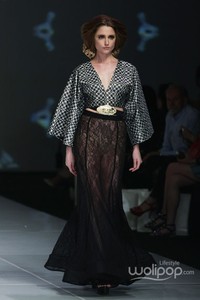 Barli Asmara Royal Javanese. Bazaar Fashion Festival 2014 at Jakarta Convention Center. Jakarta. [Foto: Mohammad Abduh/Wolipop]